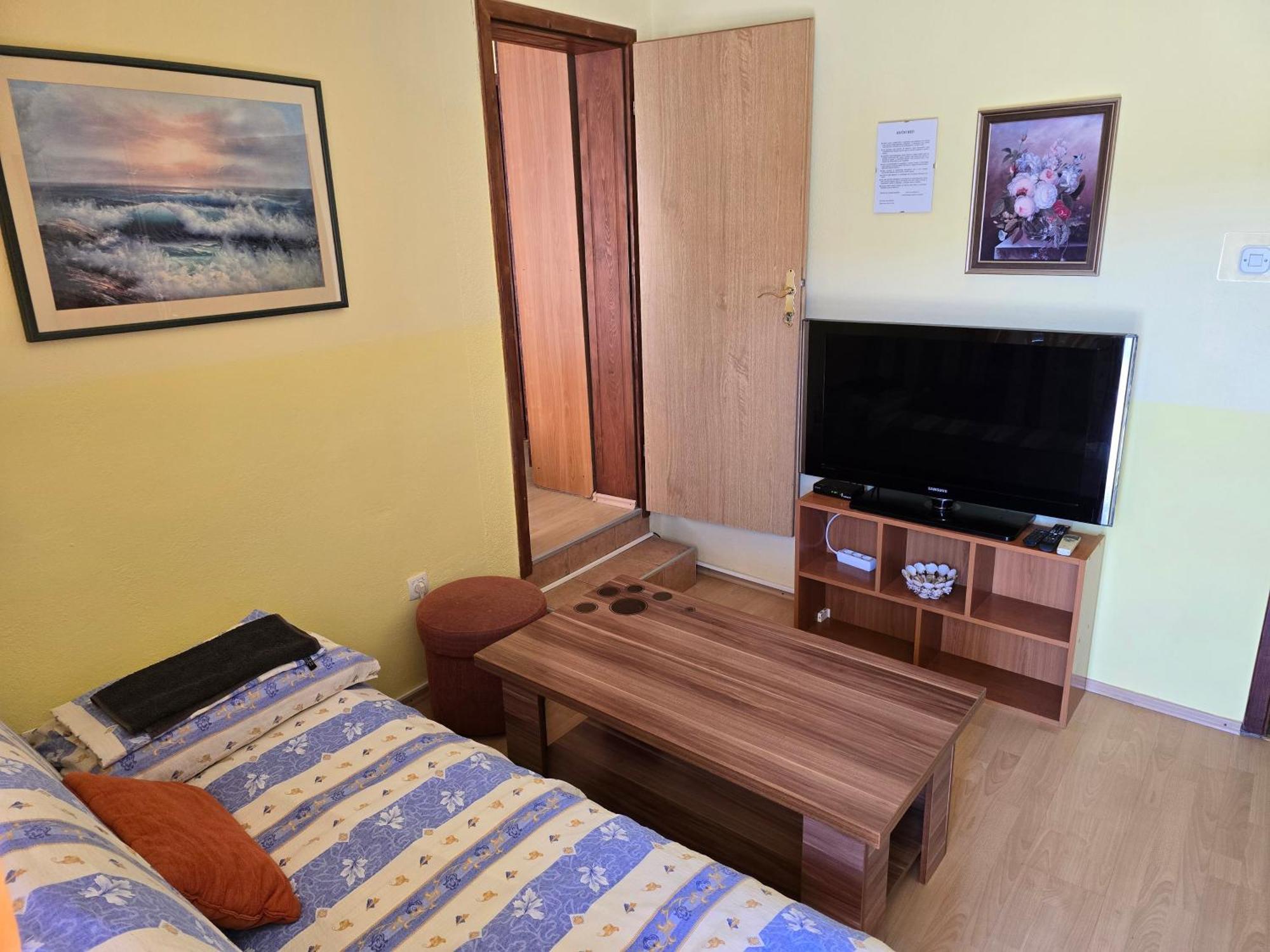 Apartmani Jelena Neum Zewnętrze zdjęcie